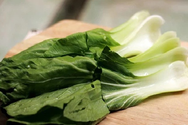 Đây là 12 loại rau quả được đánh giá chứa nhiều thuốc trừ sâu nhất, hầu hết chúng đều quen thuộc trong mâm cơm ở nhiều nhà-2