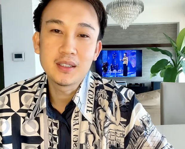 Tang lễ cố ca sĩ Phi Nhung ở Mỹ: Việt Hương khóc nức nở trong vòng tay Wendy Phạm, tiết lộ di nguyện cuối cùng của cố nghệ sĩ-10