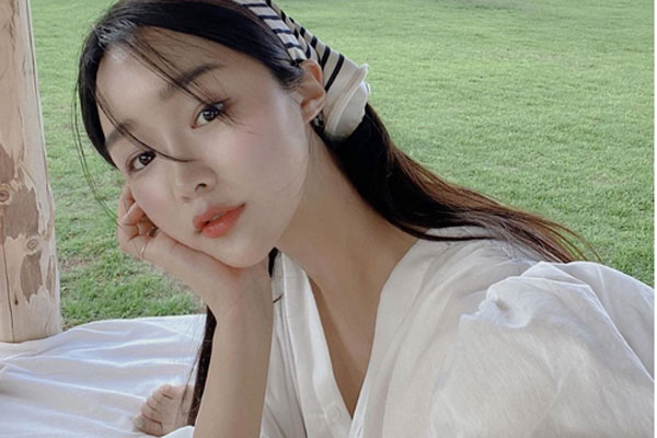 Gái Hàn giờ chỉ skincare buổi tối với đúng 5 bước mà da vẫn căng búng ra nước-2