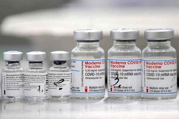 FDA Mỹ: Vaccine Moderna chưa đáp ứng tiêu chí về mũi tiêm thứ 3-1