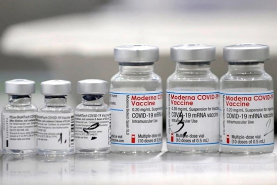 FDA Mỹ: Vaccine Moderna chưa đáp ứng tiêu chí về mũi tiêm thứ 3