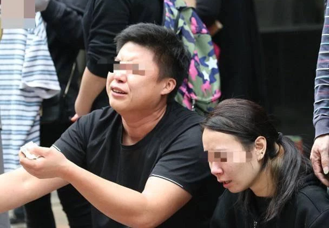 Bố vô tình cán chết con trai 2 tuổi rồi đòi công ty bảo hiểm bồi thường gần 4 tỷ đồng, phán quyết của tòa gây tranh cãi-2