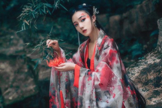Không những nữ công gia chánh giỏi giang, mà còn khiêm nhường, thảo hiền, lấy được 3 người mệnh này mới may mắn làm sao