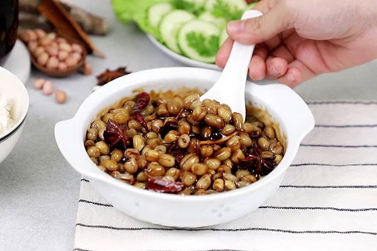 Loại hạt này mua đâu cũng có, đem ngâm nước tương thì đảm bảo vị ngon lên hẳn 1 tầm cao mới