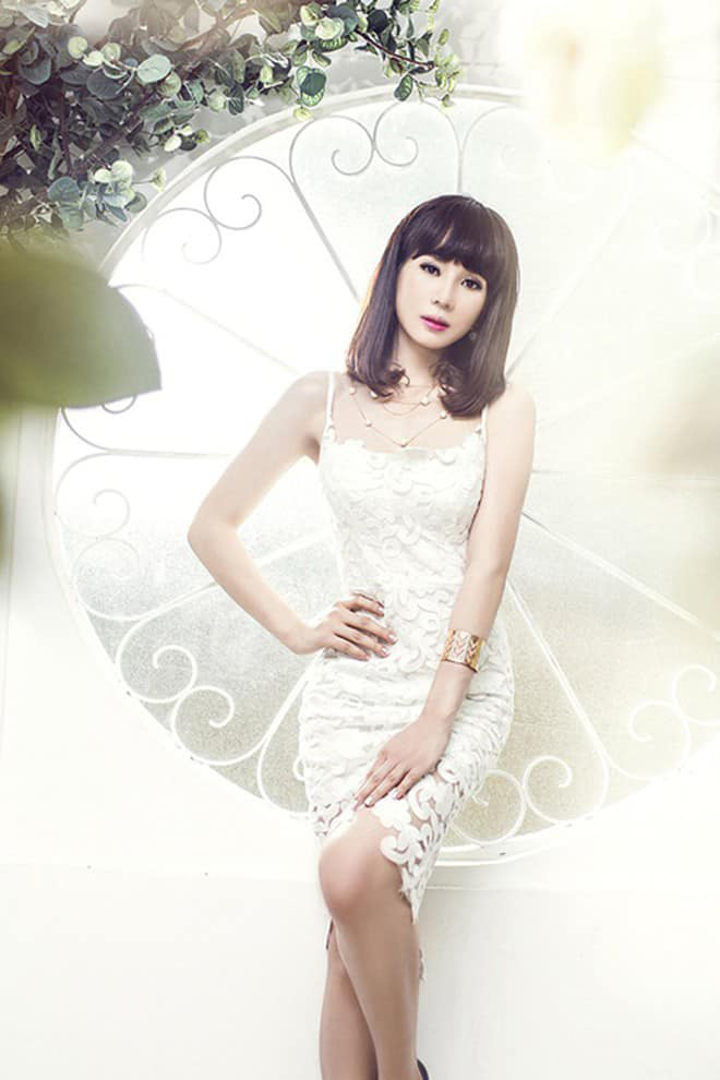 Hoa hậu nhảy đồng hồ Rolex 2 tỷ của người yêu: Style thế nào mà khiến thiếu gia kém 7 tuổi mờ cả mắt?-10