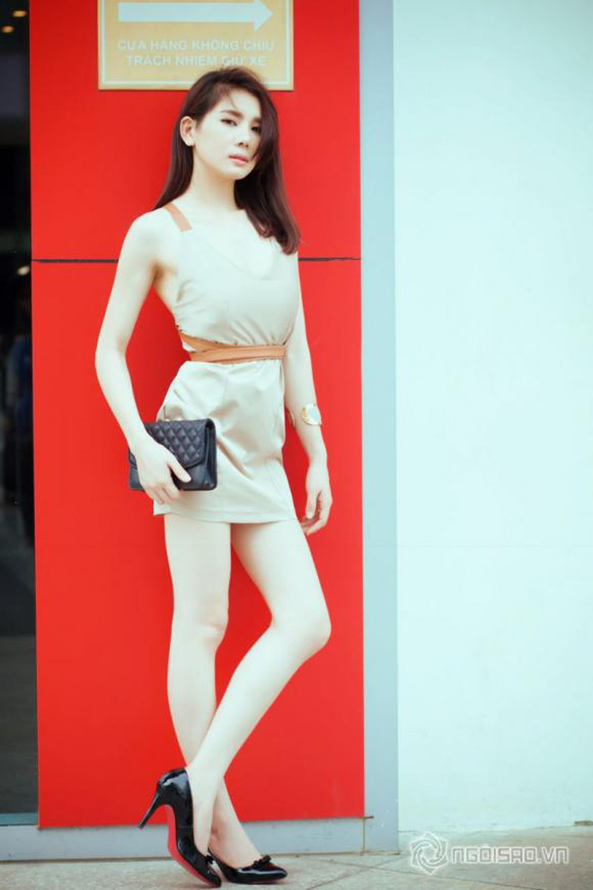 Hoa hậu nhảy đồng hồ Rolex 2 tỷ của người yêu: Style thế nào mà khiến thiếu gia kém 7 tuổi mờ cả mắt?-8