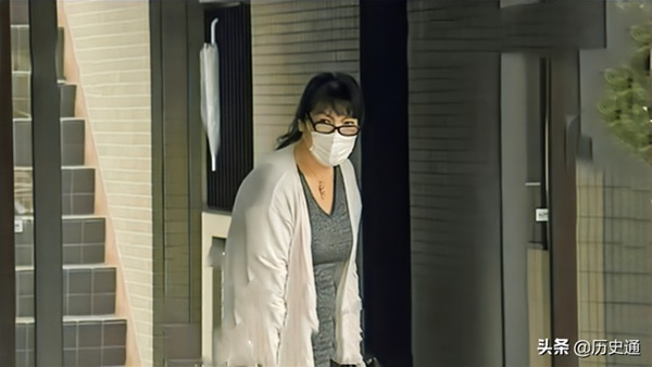 Bê bối liên tiếp bủa vây vị hôn phu của Công chúa Nhật Bản, hé lộ chân dung người mẹ chồng bị dư luận lên án-5