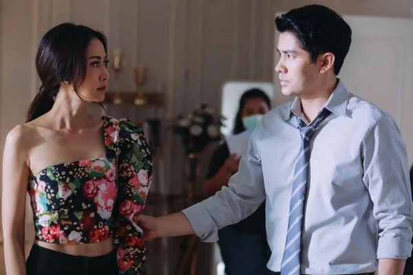 Nhà chị dâu sang ăn lẩu, khi đang chuẩn bị đồ chị ném thẳng túi trứng vào bồn rồi tuyên bố một câu sốc óc-1