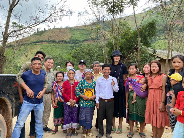 Phía Đông Nhi có động thái chính thức liên quan chuyện bị nữ CEO Đại Nam gọi tên nghi ngờ tiền từ thiện-5