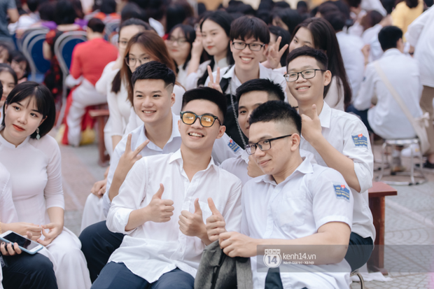 Bộ trưởng Bộ GD-ĐT đề xuất thế nào về việc cho học sinh Hà Nội đi học trở lại?-2
