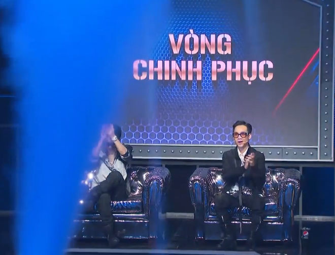 Rap Việt mùa 2 nhá hàng tập 1: Binz vẫn trung thành với cây hồng, LK chất nhất dàn HLV!-4