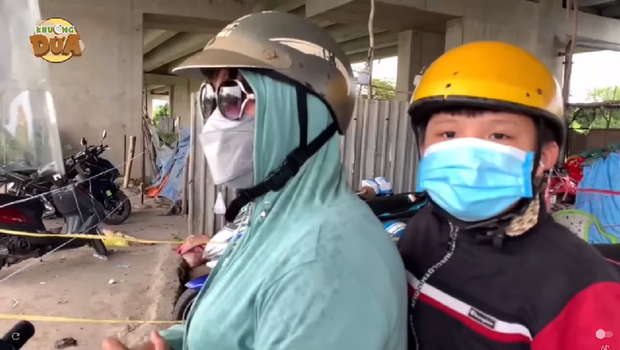 Người phụ nữ chở con về quê 3 lần/ngày, hiên ngang xin tiền: Kịch bản lừa đảo mùa dịch bị vạch trần-1