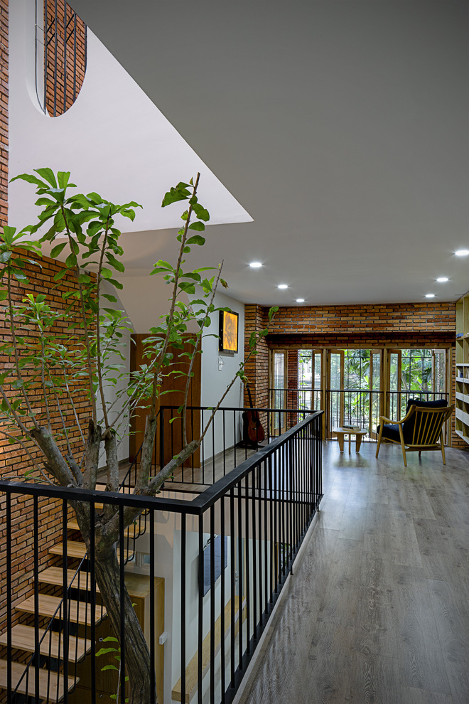 Nhà 115m2 ở Đà Nẵng gây ấn tượng với kiến trúc nhiệt đới độc lạ, càng vào sâu càng quyến rũ khó tả-12