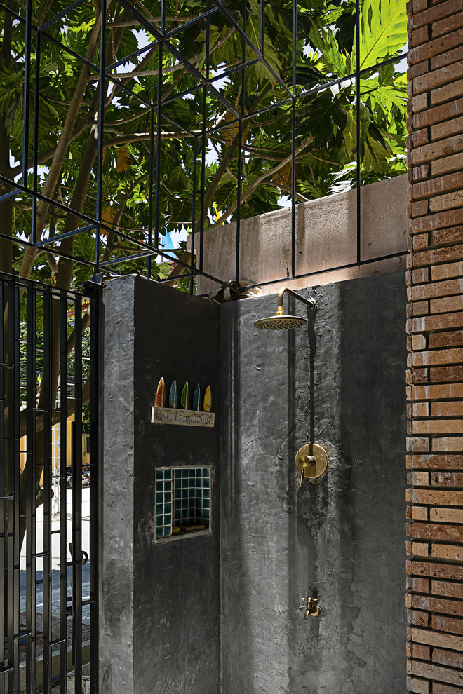 Nhà 115m2 ở Đà Nẵng gây ấn tượng với kiến trúc nhiệt đới độc lạ, càng vào sâu càng quyến rũ khó tả-22