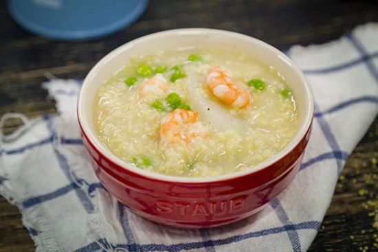 Mưa lạnh không muốn ra ngoài, sáng chỉ cần 10 phút làm món này là chị em có bữa trưa nóng hổi chất lượng