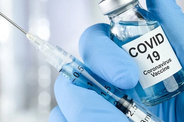 Bloomberg: Lý giải các nước dùng cùng loại vaccine Covid-19, tỷ lệ tiêm như nhau, nhưng tỷ lệ tử vong chênh lệch lớn-1