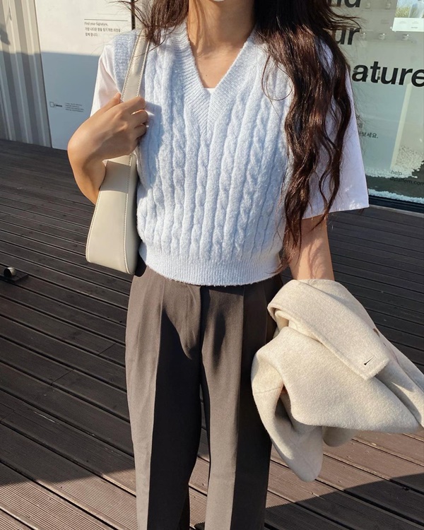 4 xu hướng áo len hot nhất 2021: Sắm thiếu là bớt sành điệu!-15