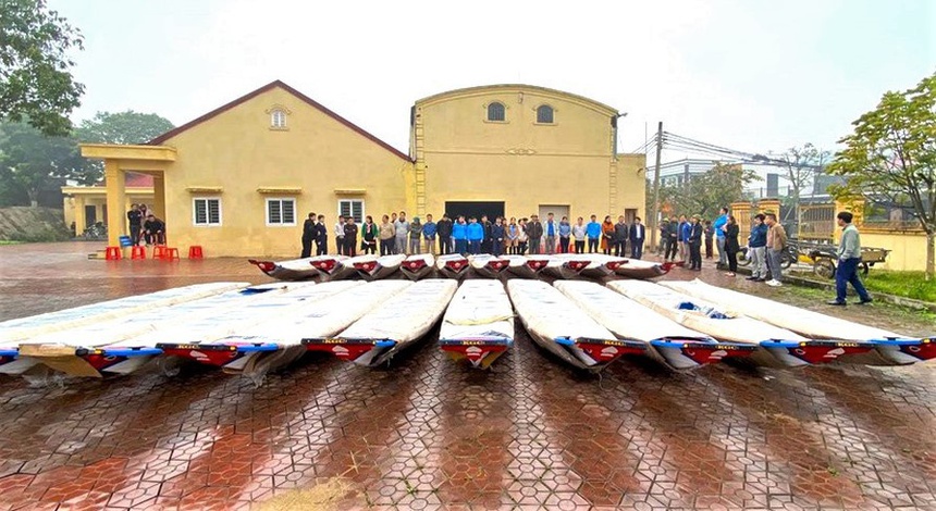 7 tỉnh miền Trung báo cáo Bộ Công an số tiền từ thiện của các nghệ sĩ-2