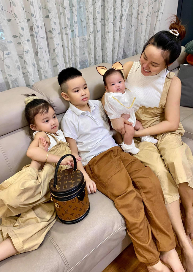 Tròn 3 tháng sau sinh, mẹ 3 con Vy Oanh lần đầu khoe dáng nuột đến thế, bonus thêm bí quyết giảm cân siêu đỉnh” mà sữa vẫn dồi dào-1