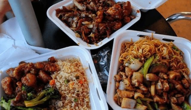 3 loại cơm trên bàn ăn sẽ đánh cắp chiều cao của trẻ, bác sĩ: Nhiều bậc cha mẹ thích cho con ăn”-3