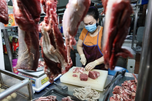 Lợn hơi 30.000 đồng/kg, giá thịt đến tay người tiêu dùng cao gấp 6 lần-1