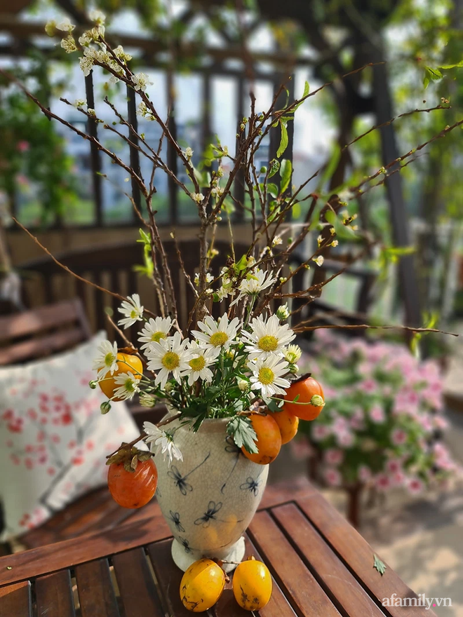 Vườn hoa rực rỡ quanh năm trên sân thượng của mẹ đảm ở Hà Nội dù mỗi ngày chỉ mất 5 - 10 phút chăm sóc-23