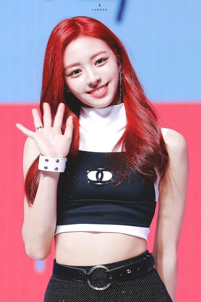 Sao Hàn nhuộm tóc đỏ: Nayeon (TWICE) đẹp xuất sắc, Song Hye Kyo nhìn không hợp lắm-5