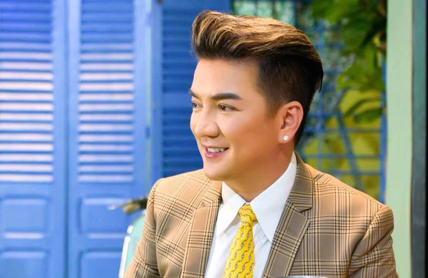 Netizen đào bức ảnh gây tranh cãi của Đàm Vĩnh Hưng: Khẳng định Ariana Grande huỷ show vì bolero, có cả từ ngữ tục tĩu-2