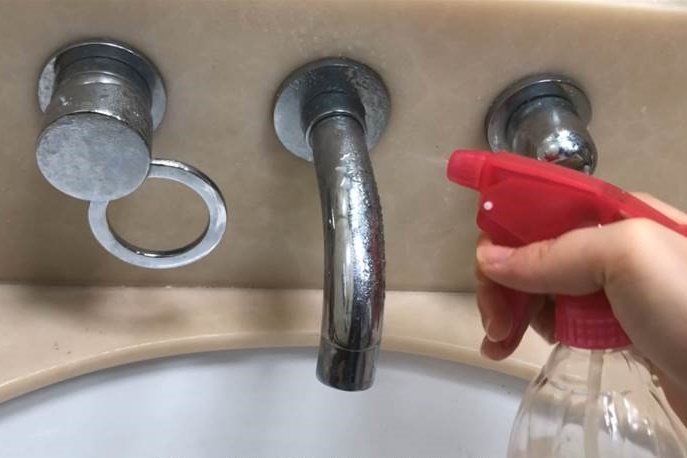 Cho gừng vào baking soda thực sự rất thiết thực, nó giải quyết được phiền phức lớn của nhiều gia đình-11