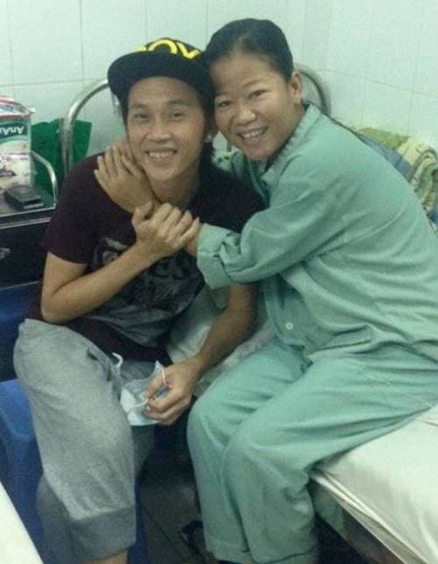 Con gái nuôi Hoài Linh nguy kịch vì suy thận giai đoạn cuối, nhiều lần đột quỵ tinh thần không còn tỉnh táo-1