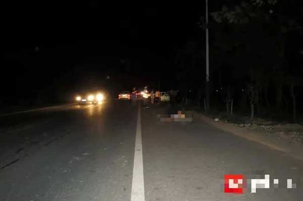 Người phụ nữ lái xe gây tai nạn chết người rồi bỏ chạy, khi cảnh sát bắt giữ, danh tính nạn nhân khiến cô ta khóc thét tại chỗ-1