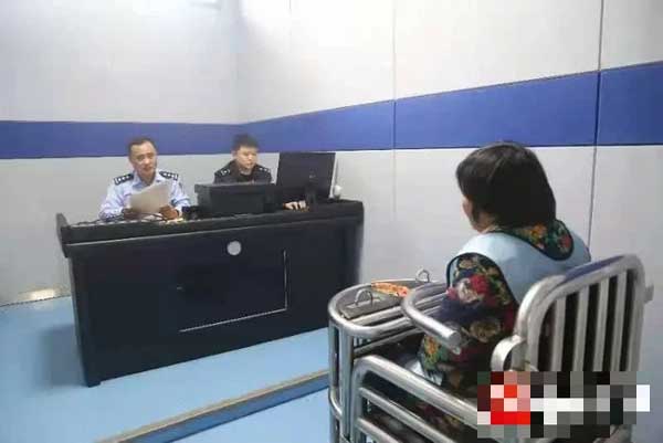 Người phụ nữ lái xe gây tai nạn chết người rồi bỏ chạy, khi cảnh sát bắt giữ, danh tính nạn nhân khiến cô ta khóc thét tại chỗ-2