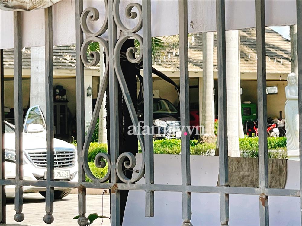 Bất ngờ về căn biệt thự nơi đang diễn ra tang lễ của vợ cũ ông Dũng lò vôi tại Bình Dương-9