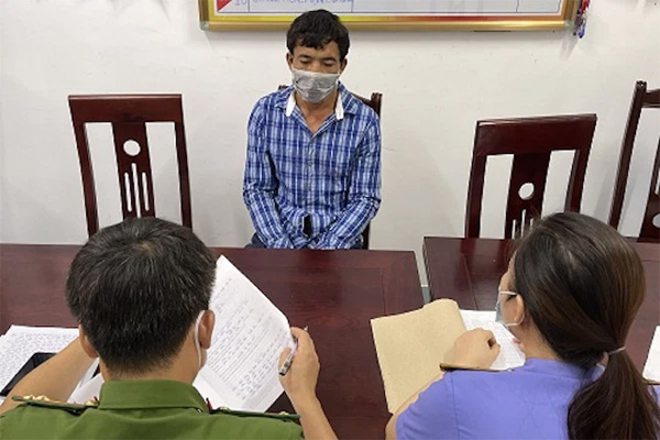 Vụ bố hiếp dâm con gái ruột khi vợ đi xuất khẩu lao động: Nạn nhân vẫn bị ép quan hệ dù đang mang thai-2