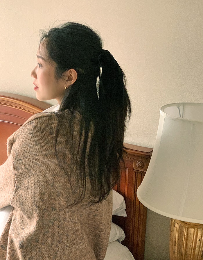 5 cách buộc tóc lên hình sống ảo đẹp hơn tất thảy mọi người xung quanh-11