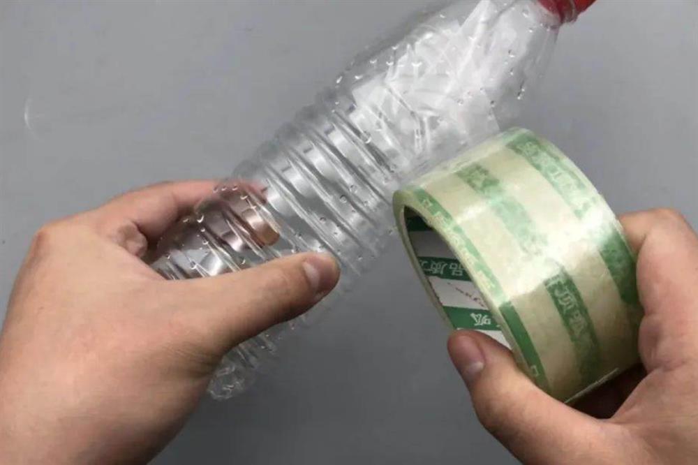 Đặt hai sợi dây chun vào chăn bông có thể giải quyết những vấn đề rắc rối lớn trong gia đình-2