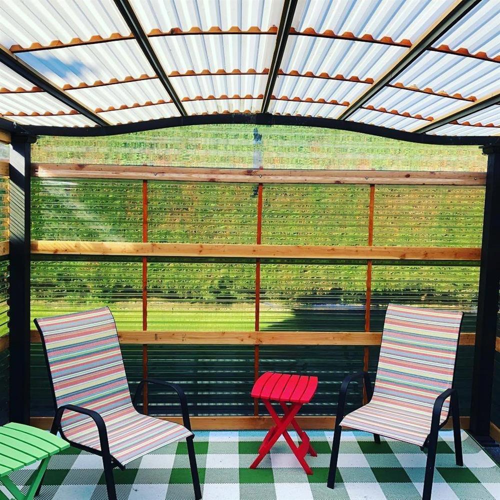 5 ý tưởng thiết kế phòng tắm nắng tuyệt vời để giúp bạn bổ sung vitamin D hàng ngày, đợt mưa rét này qua đi, tội gì mà không thử-11