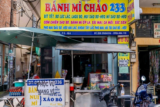 Ngày bán 30 tô phở mang về, chủ quán bạc đầu lo 30 triệu đồng mặt bằng-1