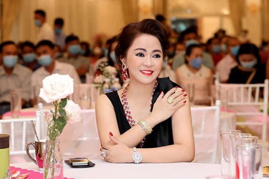 Bộ Công an thông tin chính thức về lý do dời buổi làm việc với bà Nguyễn Phương Hằng sang ngày 21/10