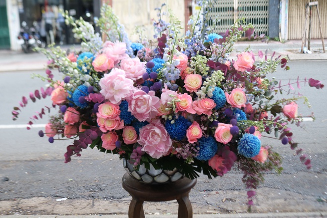 Hoa vài chục triệu đồng ở TP.HCM ế khách dịp lễ 20/10-1