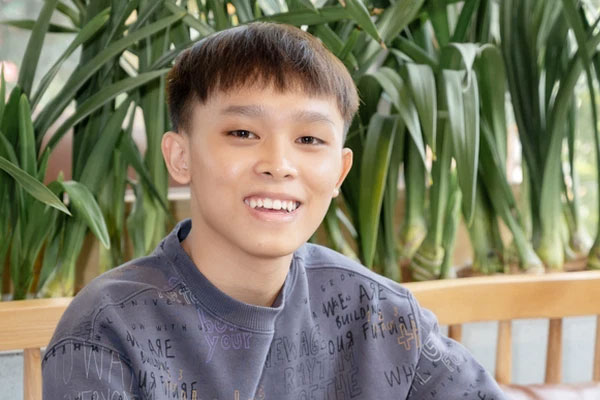 Hồ Văn Cường không được mời qua Mỹ biểu diễn, Trang Trần xéo xắt: Có cần, có muốn cũng không được-5