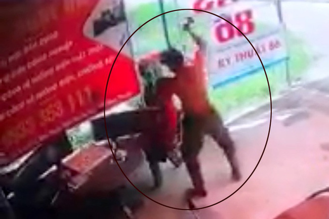 Hé lộ nguyên nhân vụ người đàn ông bị đập hàng chục nhát búa vào đầu, tử vong khi đang ngồi chơi cờ-2