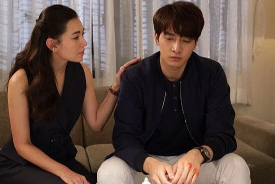Bị con gái sếp nhắm trúng, tôi vùng vẫy tìm mọi cách thoát thân, nào ngờ vợ tôi lại có phản ứng đầy bất ngờ