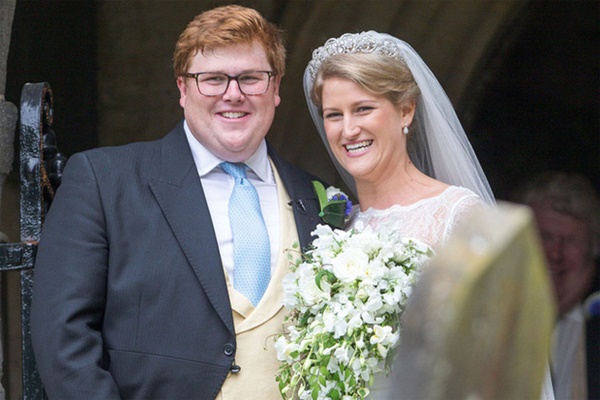 Hé lộ báu vật gia truyền của Công nương Diana chỉ dành cho nhà Kate, mẹ con Meghan không bao giờ có được-4