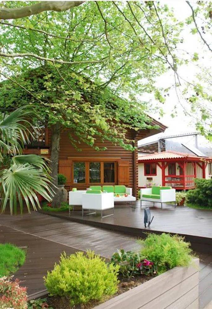 Chi đậm xây biệt thự nhà vườn bằng gỗ đẳng cấp đáng đồng tiền bát gạo-2