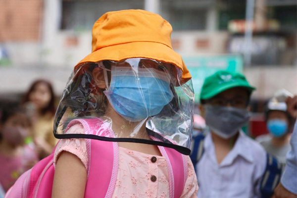 Lo ngại sức khỏe học sinh khi học trực tuyến-1