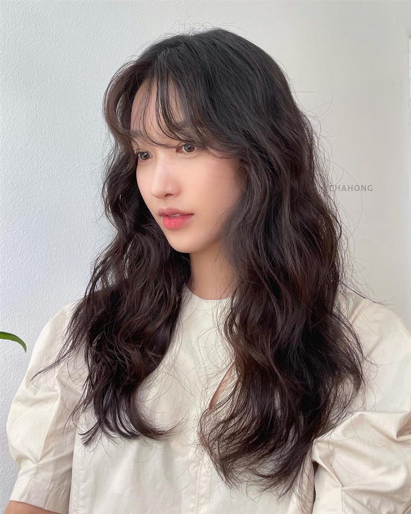 4 kiểu tóc xoăn hot điên đảo cuối năm 2021 vì khả năng tút nhan sắc tuyệt diệu-2