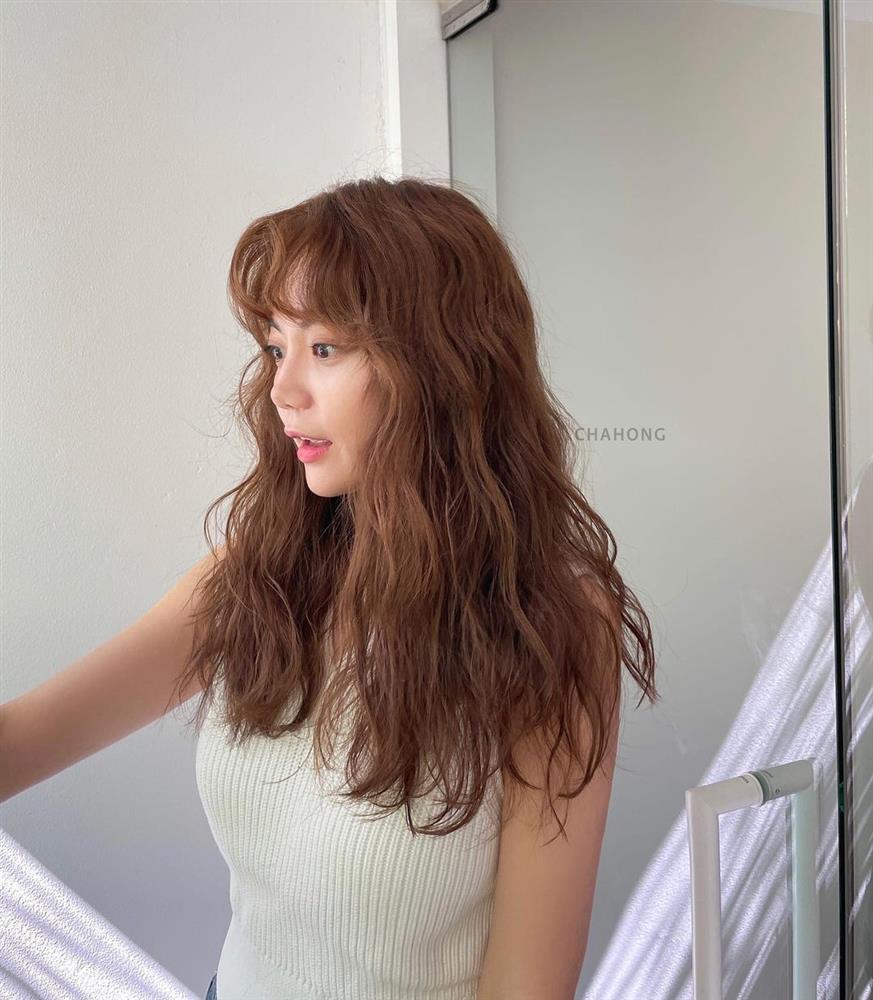 4 kiểu tóc xoăn hot điên đảo cuối năm 2021 vì khả năng tút nhan sắc tuyệt diệu-4