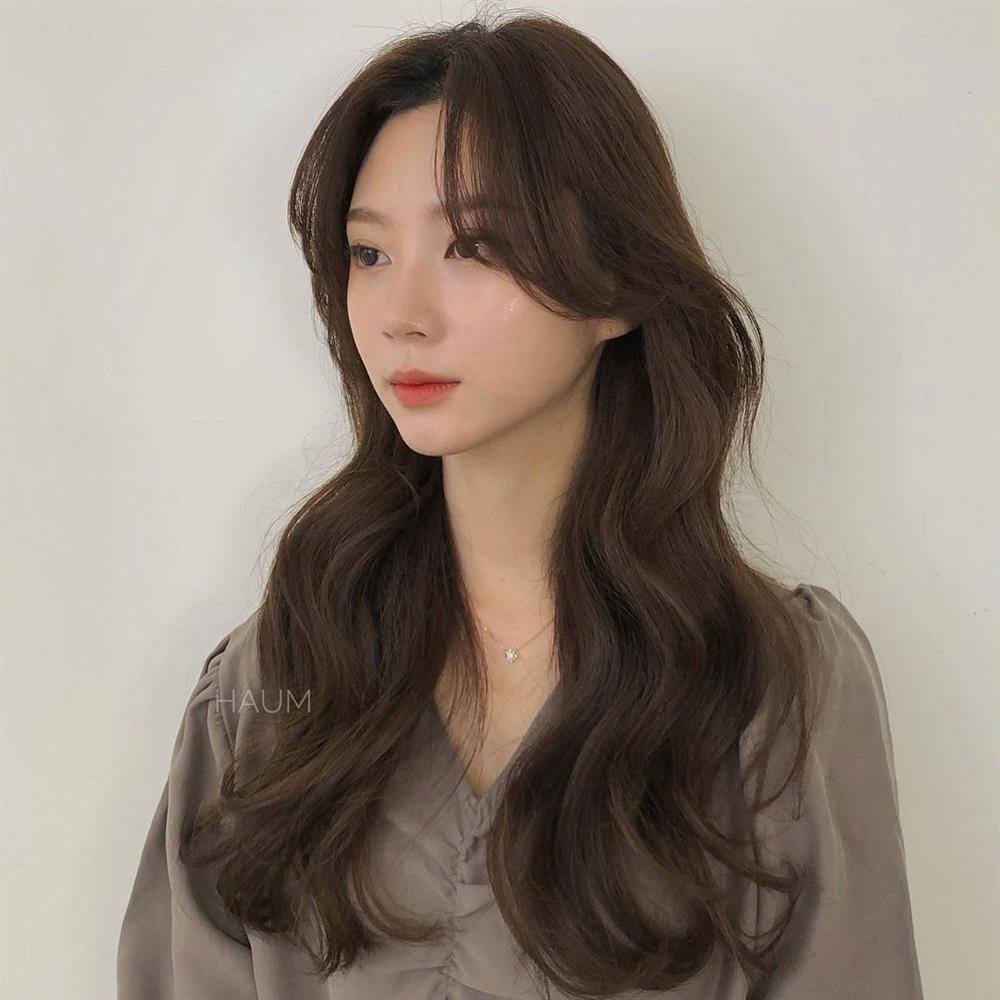 4 kiểu tóc xoăn hot điên đảo cuối năm 2021 vì khả năng tút nhan sắc tuyệt diệu-6