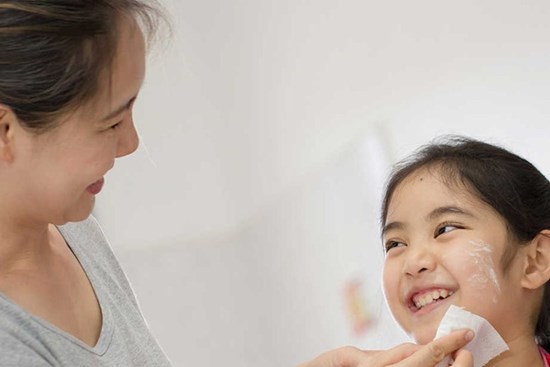 Nếu trẻ có 4 dấu hiệu này thì xin chúc mừng, bạn đang nuôi dạy con rất tốt, tương lai xán lạn ai cũng cảm mến
